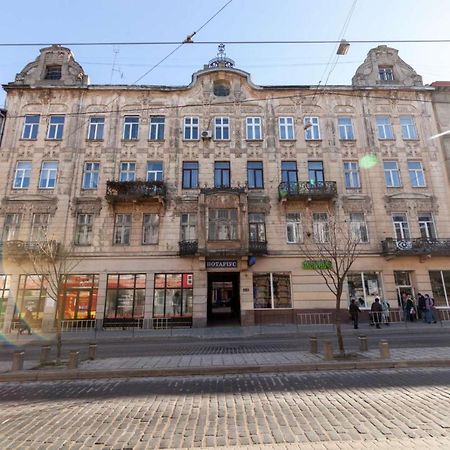 Зелені Апартаменти Біля Оперного Театру Flat In The City Center Lviv Eksteriør bilde